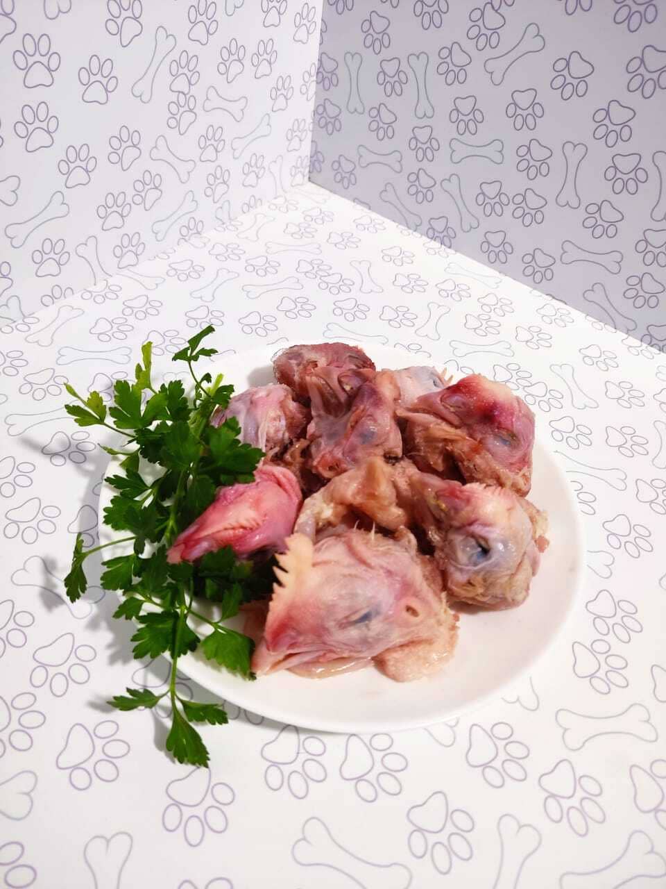 Головы цыплят-бройлеров